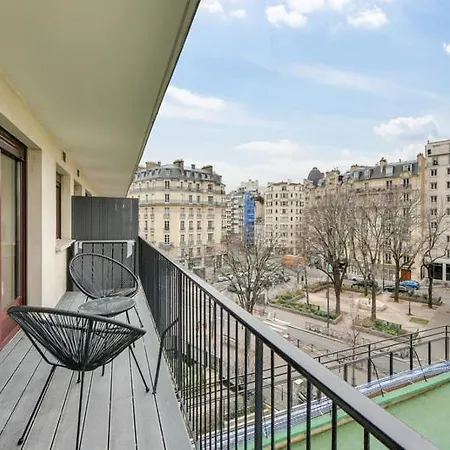 182 Two - Superb In París