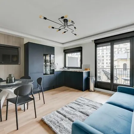 182 Two - Superb In Apartamento *
